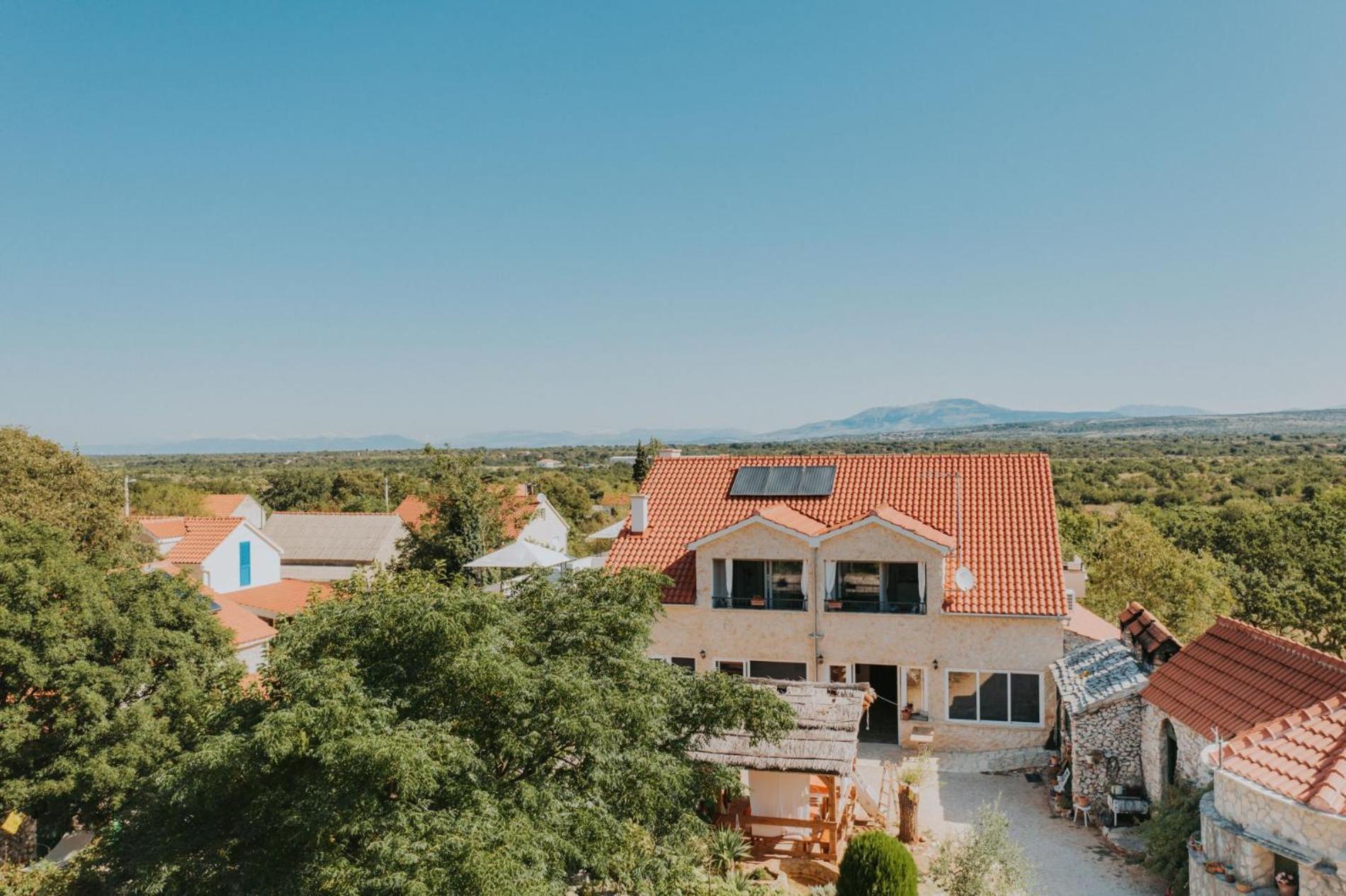Kalpic Suites & Villa Лозовац Экстерьер фото